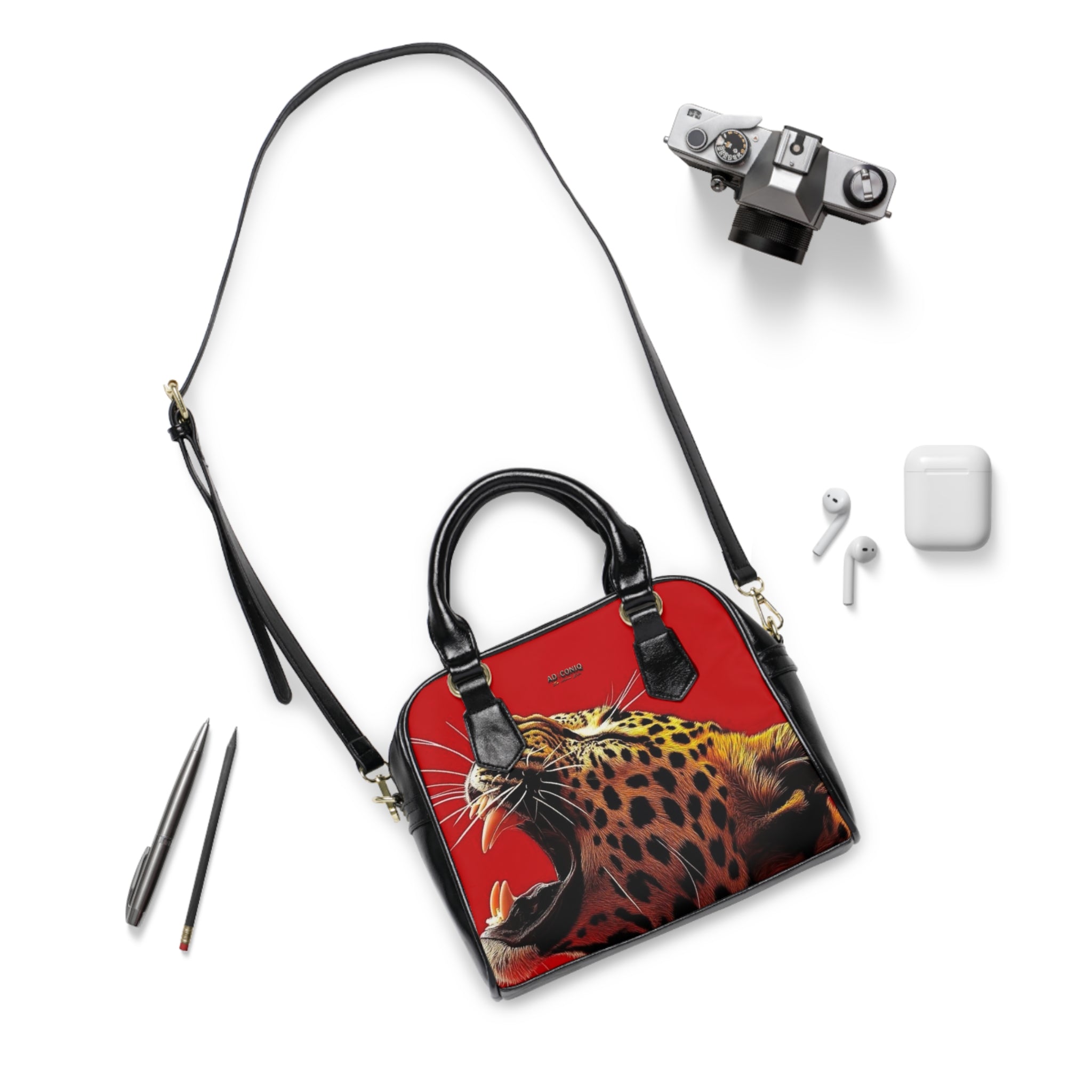AD |CONIQ LA PANTHÈRE NOIRE ROUGE Handbag