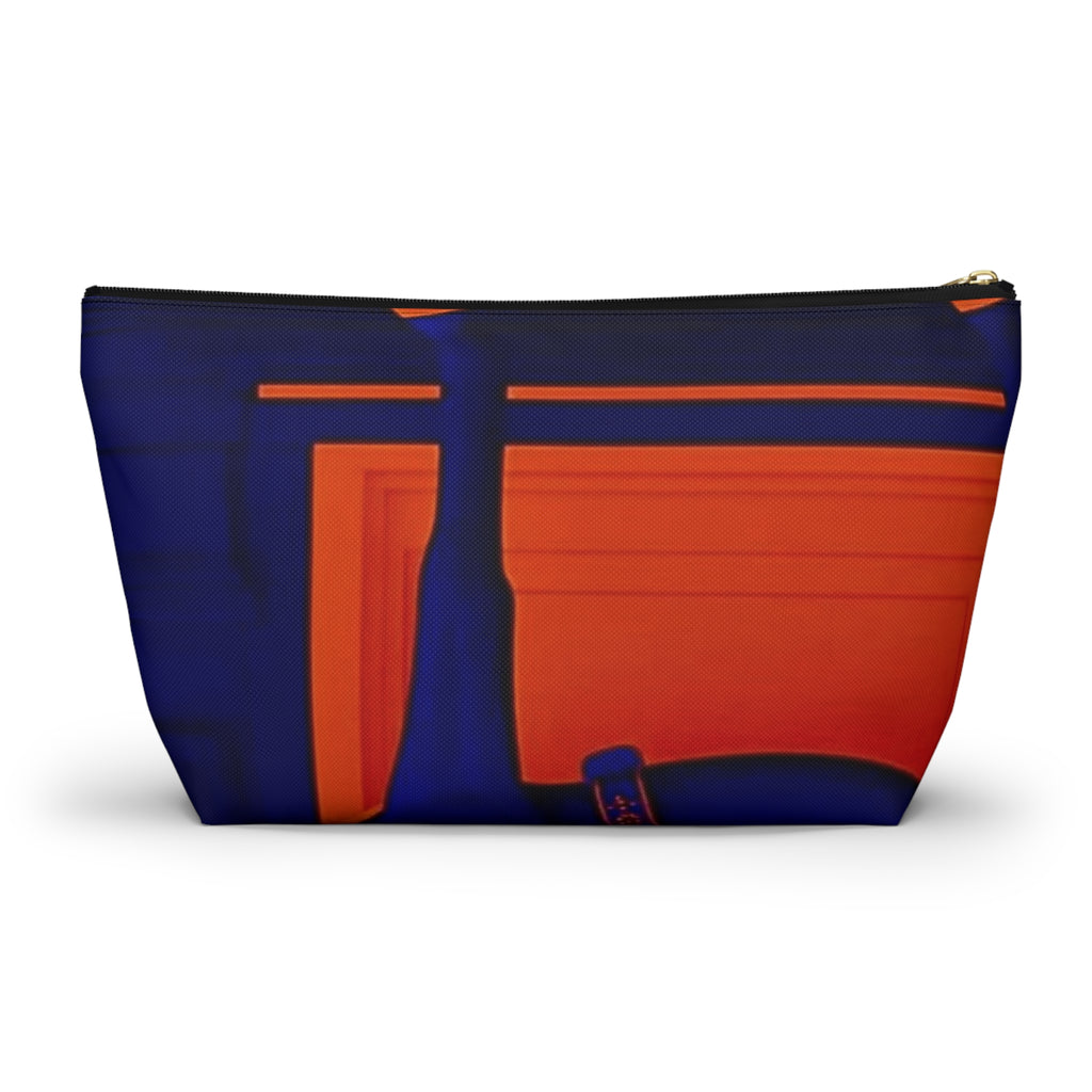 AD ICONIQ Equestrian Silhouette Travel Bag