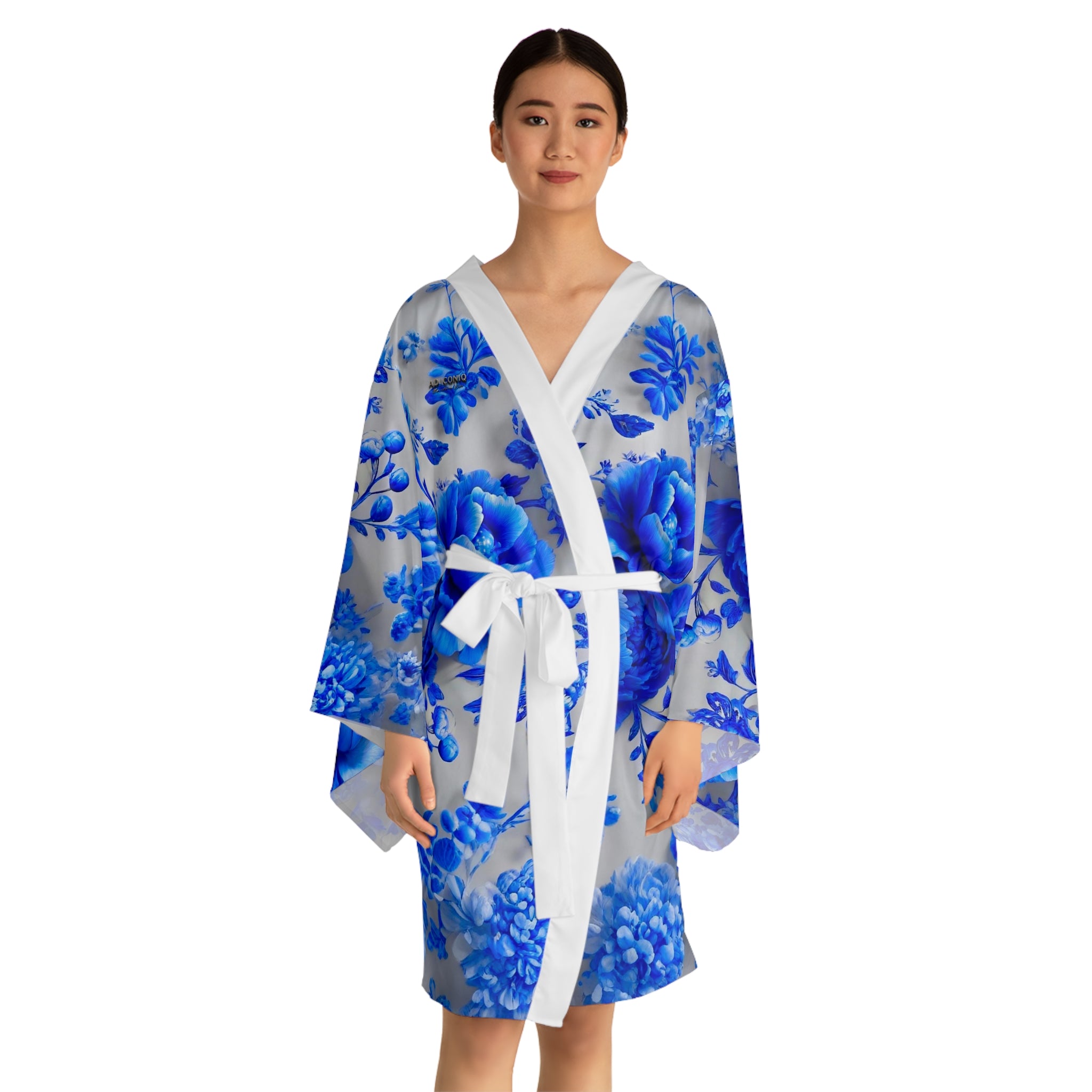 AD |CONIQ — La Flor Azul Bloom Kimono Robe