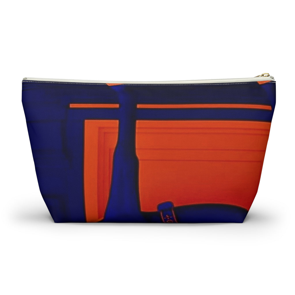 AD ICONIQ Equestrian Silhouette Travel Bag