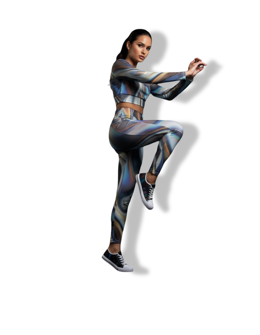 AD |CONIQ fluid Long-Sleeve Crop Top